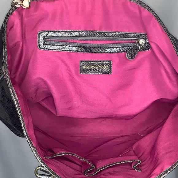 Kate Landry Python Textured Oversized Tote - Picture 9 of 10